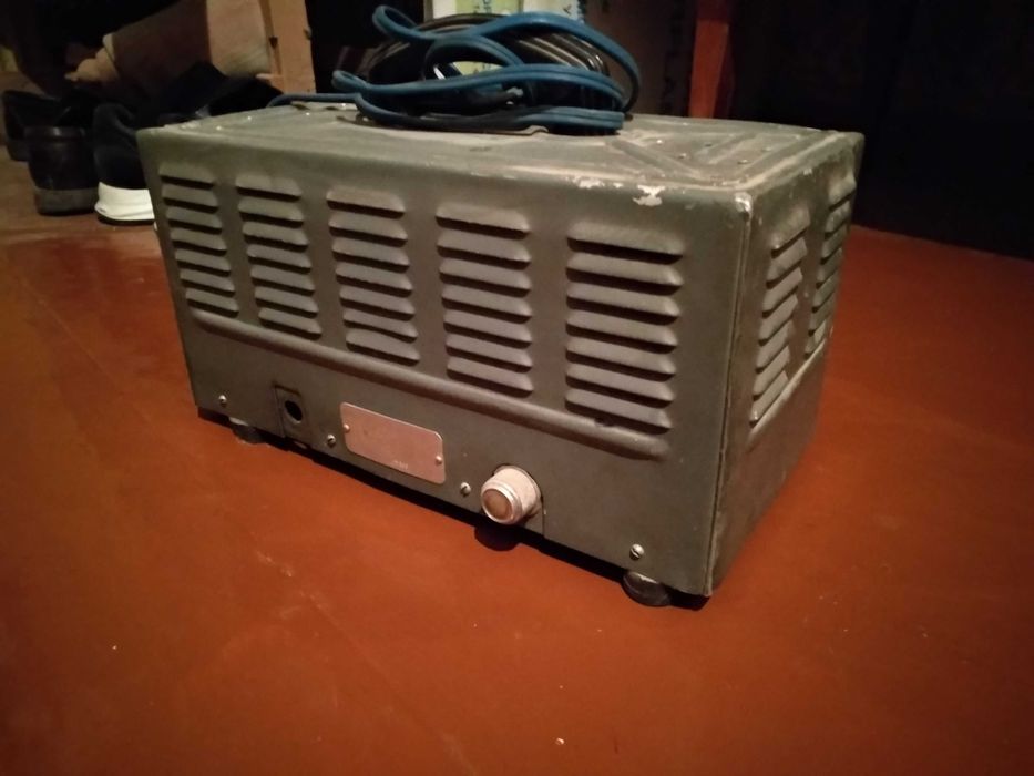 Стабилизатор напряжения.