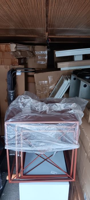 Vând un camion  de marfa