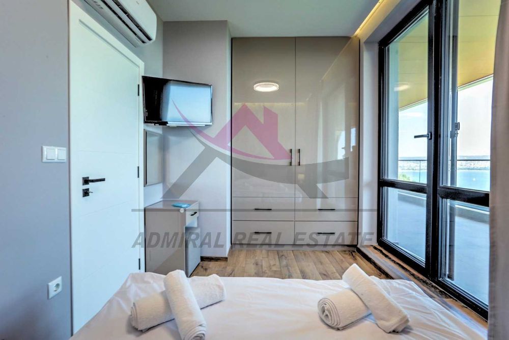 Дава се под наем Четиристаен апартамент в Варна, Галата - 140 кв.м за 2194.02 € - Снимка #4