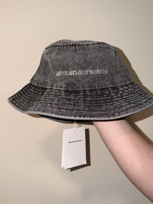 Дамски летни шапки - miu  miu, chanel, Alexander W**g