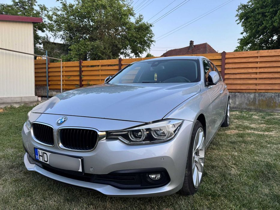 BMW 320d xDrive | Faruri full LED Adaptive | Pachet Business