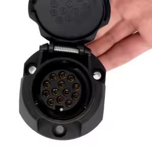 Букса за ремарке пластмасова 13 пина 12V женска