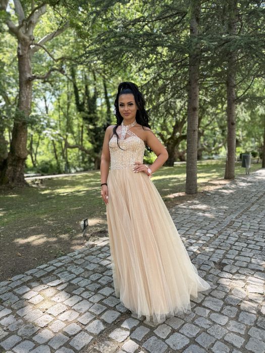 Бална рокля