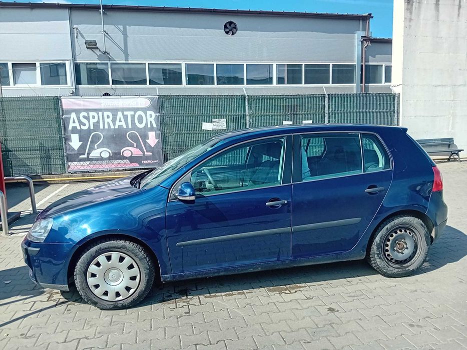 VOLKSWAGEN Golf 2004 — imagine 4
