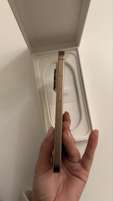 Iphone 16 pro 256GB Desert Titanium