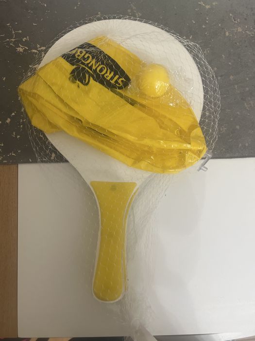 Set de pickleball cu minge si husa