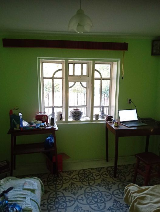 Inchiriez camera la casa cu teren mare