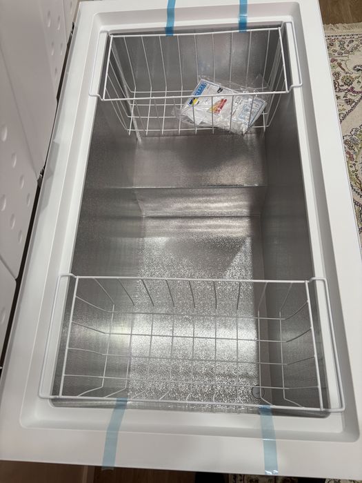 Морозильник Hansa FS2959.4W 290 л белый