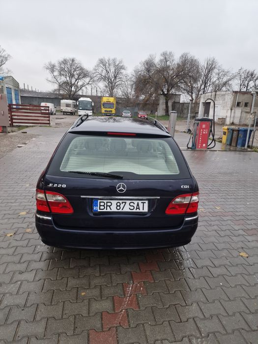 Vand Mercedes E220 break 2005 automat