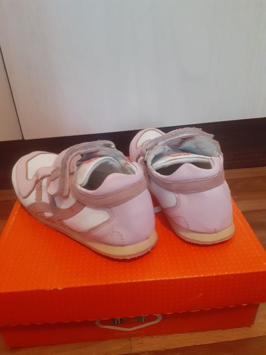 Детская модная обувь