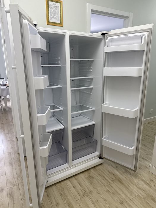 Холодильник samsung