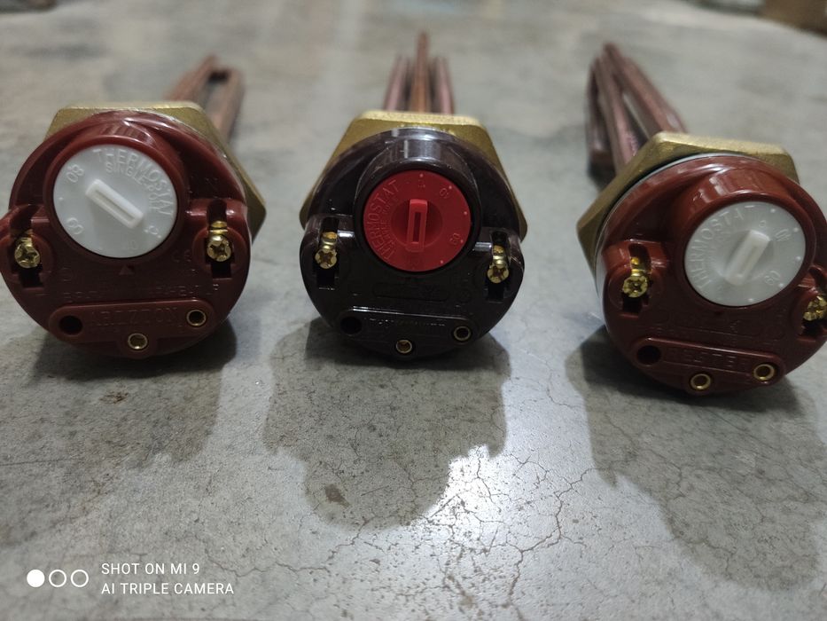 Тэны водяные с встроенным терморегулятором.