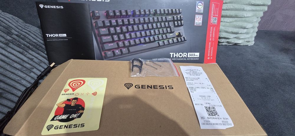 Геймърска клавиатура Genesis THOR 303tkl