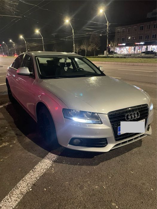 Vând Audi A4 B8 2008