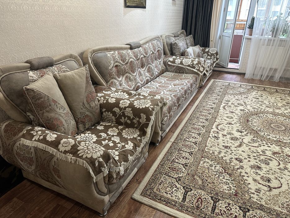 Продам диван в отличном состоянии