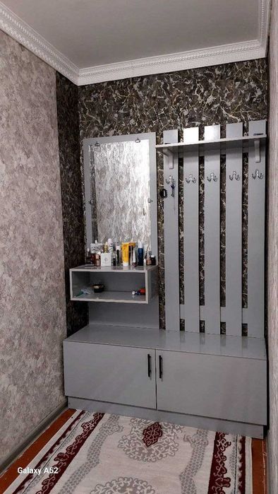 Fargona shahar A. Qodiriy mavzesi 92/8 xonadon zudlik bilan sotiladi