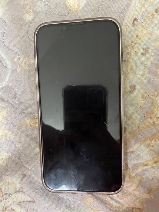 Продам iphone 13