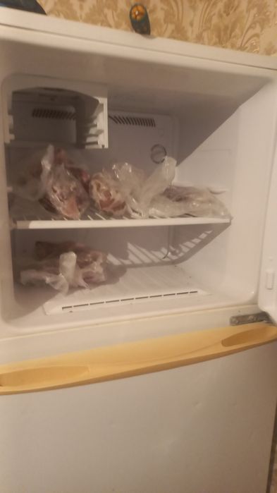 Холодильник  в рабочий