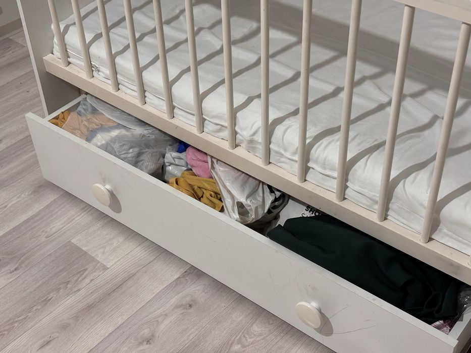 Продам детскую кроватку