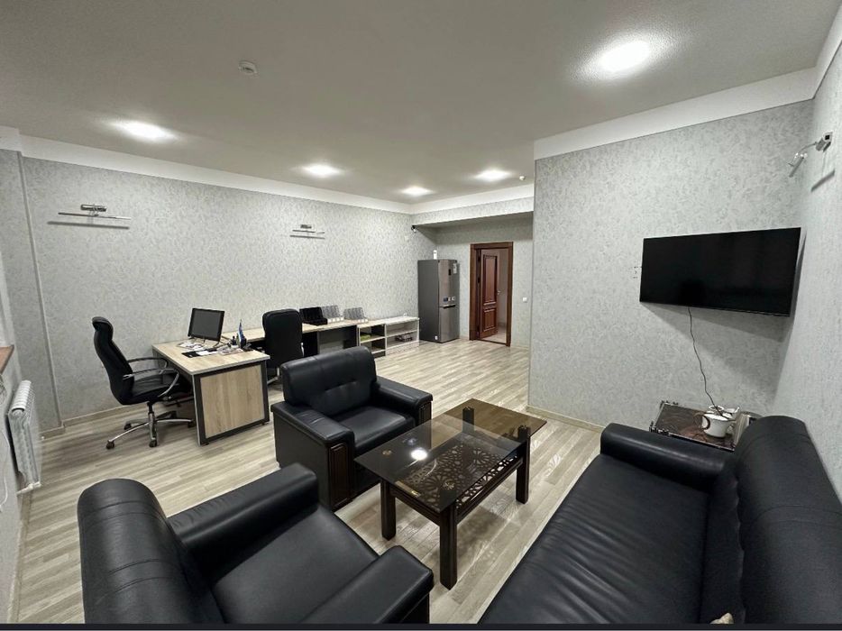 Аренда офис Вдоль дороги 24/7 Доступ метро 800 метров