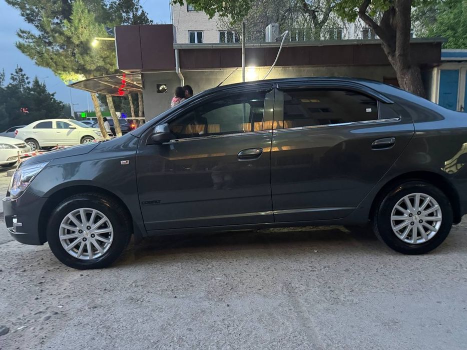 Сдаетс в Аренду 2020 автомат