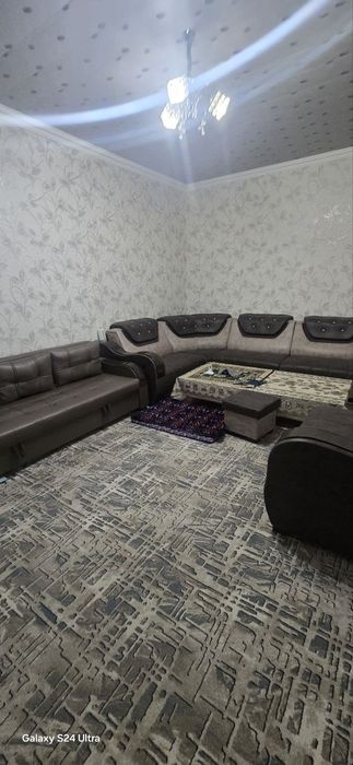 Вогзал рўпараси икки хонали уй ,