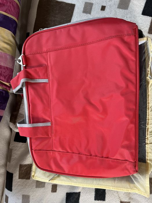 Сумки для ноутбуков