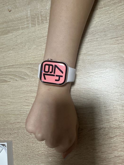 Vând ceas Apple Watch Seria 10 Rose Gold