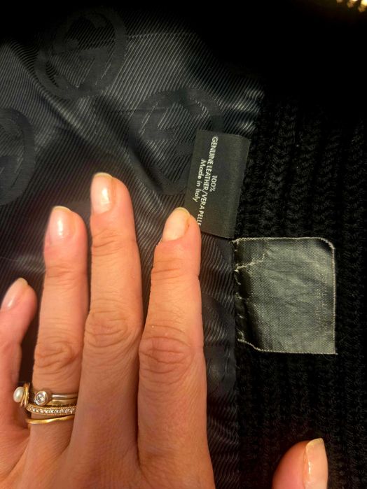 Vând geacă Gucci originală, din piele întoarsă naturală