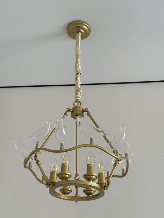 Продаю две люстры