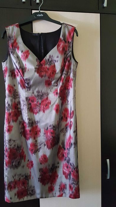 Rochie de ocazie, gri cu roșu, viada, mărimea 42