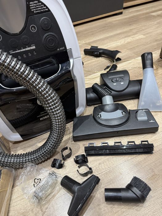 Bosch BWD421PRO, 2100