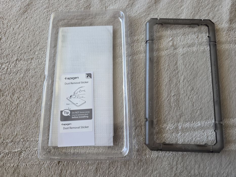 Pachet husa Spigen + folie sticla Spigen pt Samsung S21 FE
