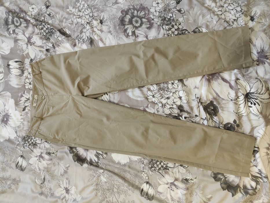 Продам женскую одежду