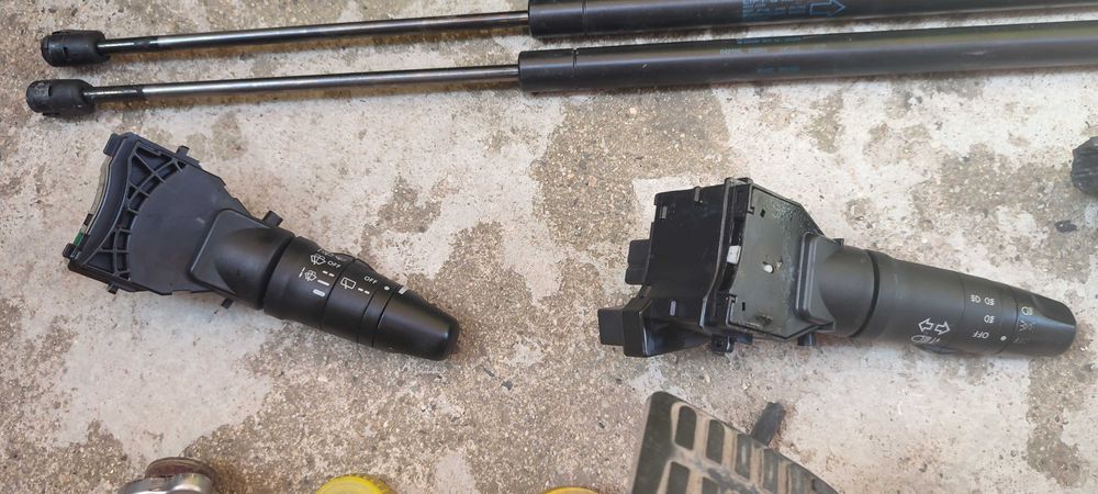 Части от Нисан Алмера N16 2.2D