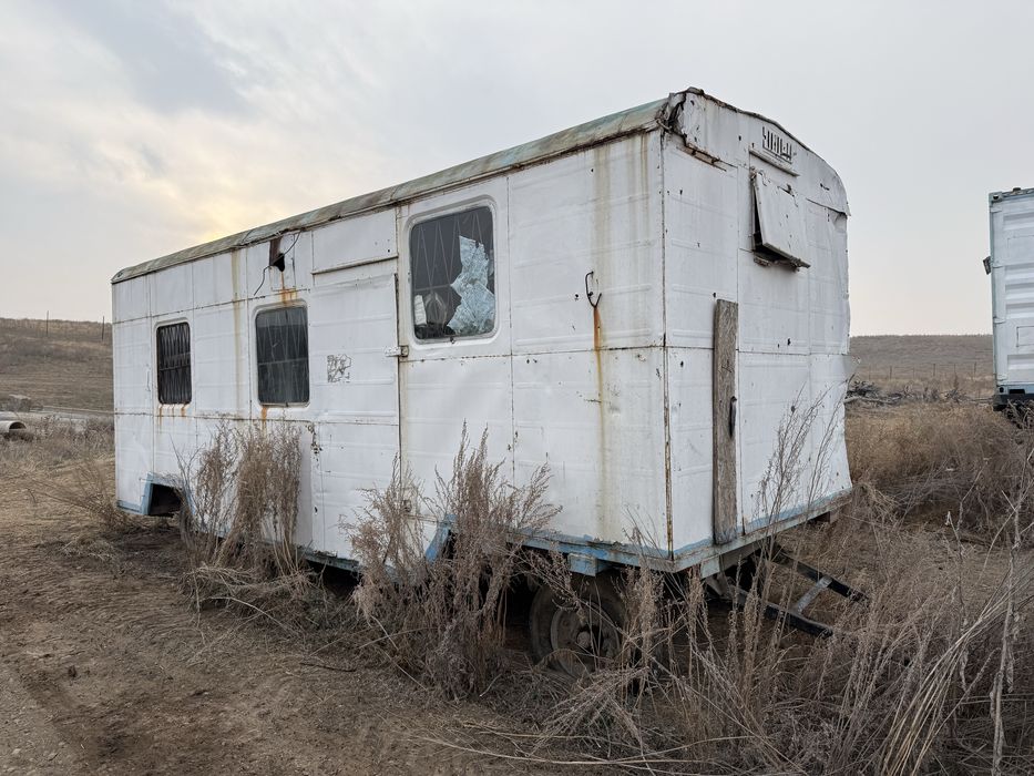 Вагончик контейнер жилой прицеп