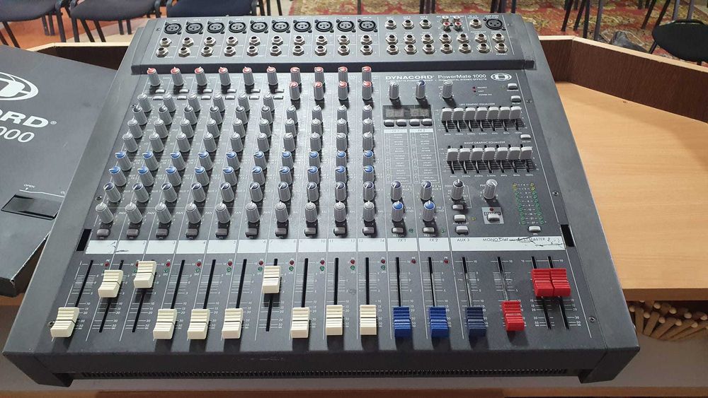 Mixer dynacord powermate 1000 1