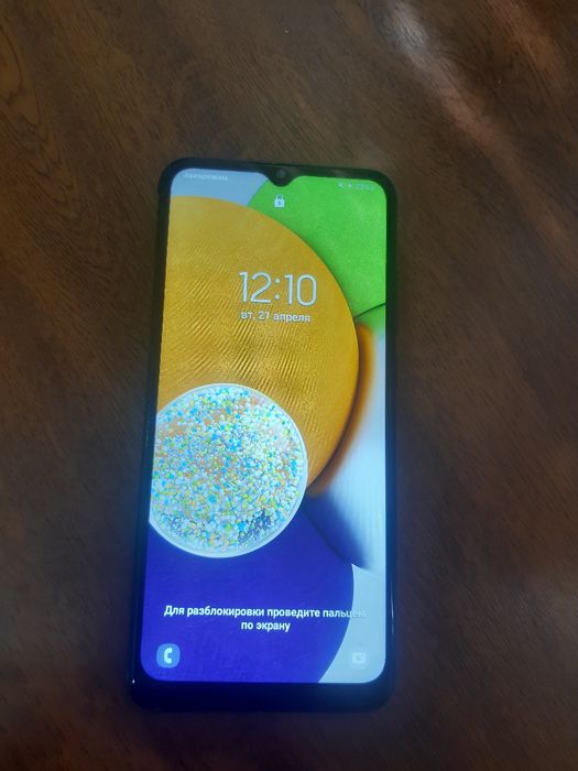 Продам  телефон отличный