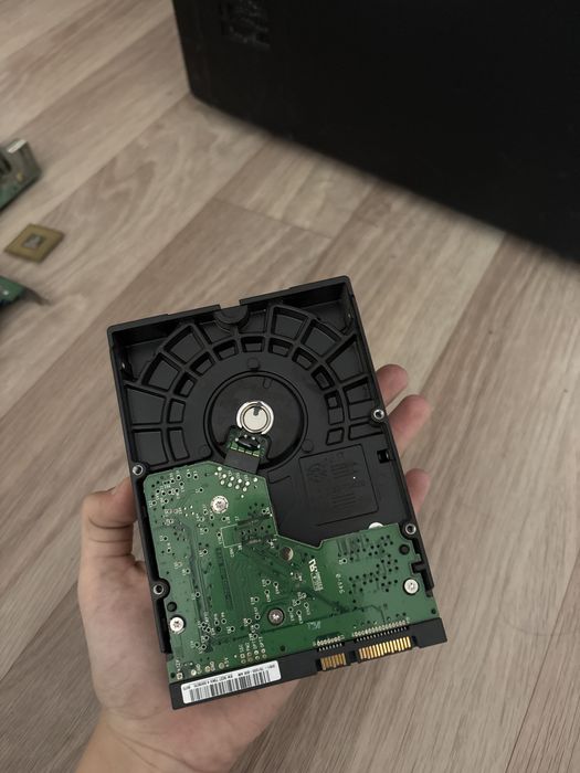 Жесткий диск 80гб