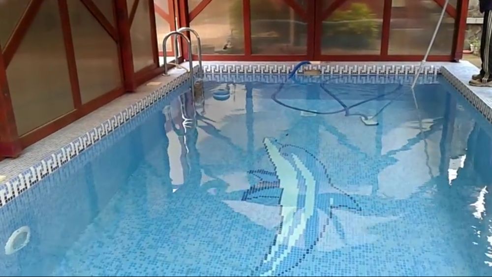 Мойка чистка бассейнов , ремонт (реставрация, дезинфекция)Недорого.