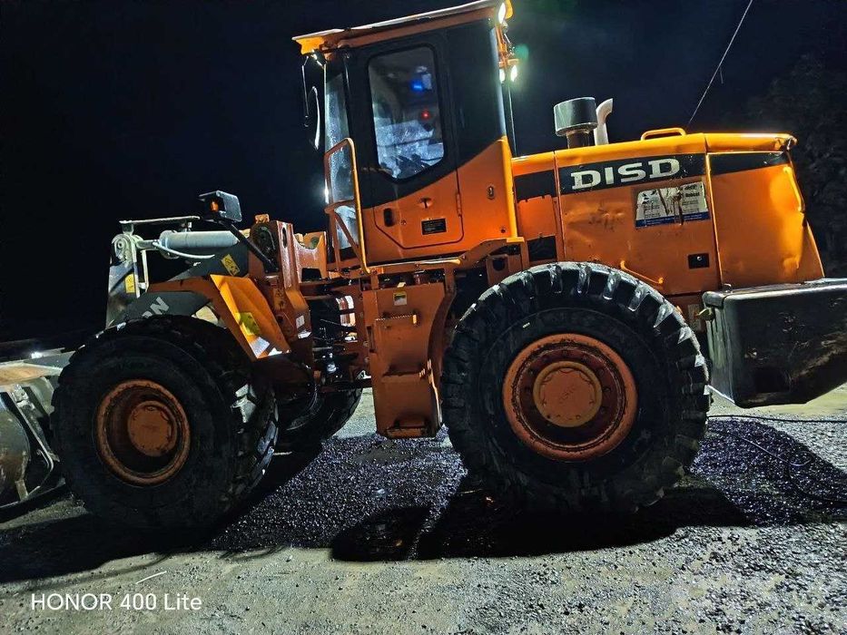Фронтальный погрузчик DOOSAN SD300N