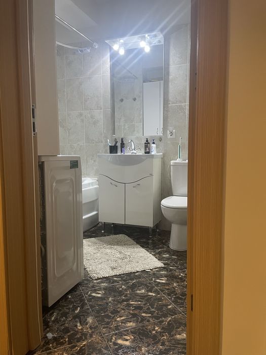 Proprietar vand Ap 2 camere  mobilat si utilat 44mp Valea  lupului