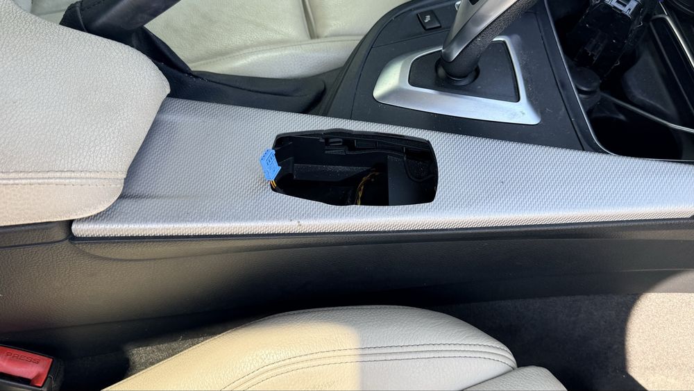 интериорни лайсни BMW F30 F31 F32 F34 F36 Aluminium Hexagon