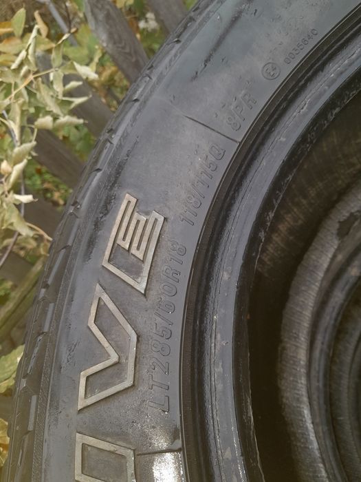 Шины на 18 продам 285/60