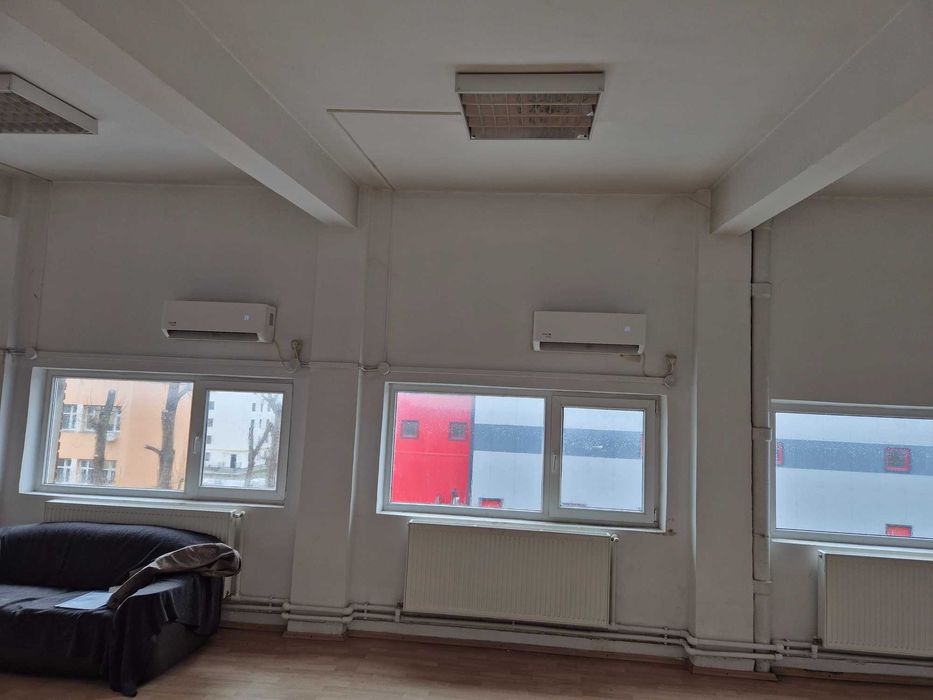 Spatiu de birouri 200mp utili Hala Laminor Republica sector 3 Bucuresti