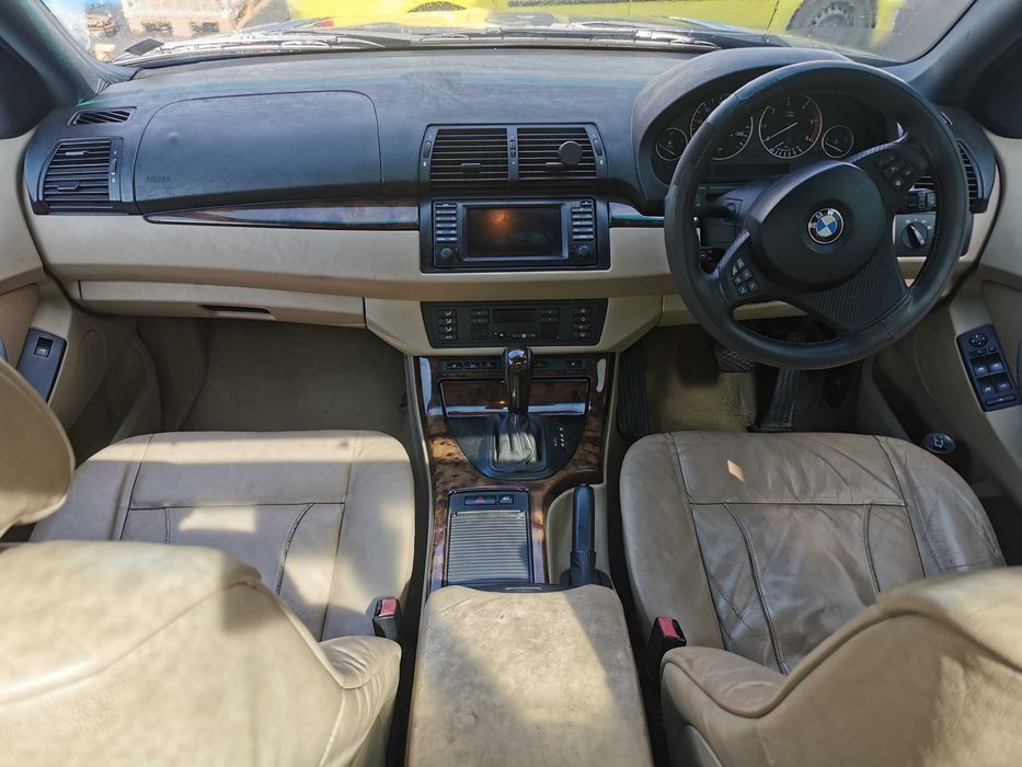 Dezmembrez bmw x5 e53 facelift 218 cp/grup x5/bara fata x5/capota x5/