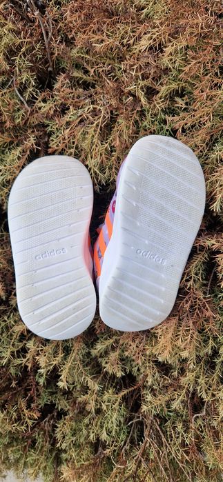 Маратонки Adidas 21 номер