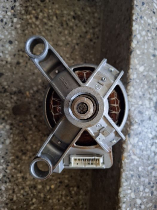 Мотор за перална машина