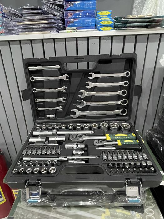 Наборы инструментов