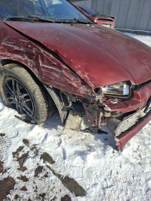 Срочно мазда 323